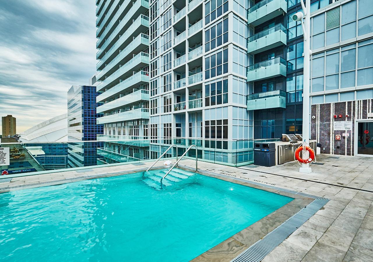 Diamond Suite Toronto Bagian luar foto