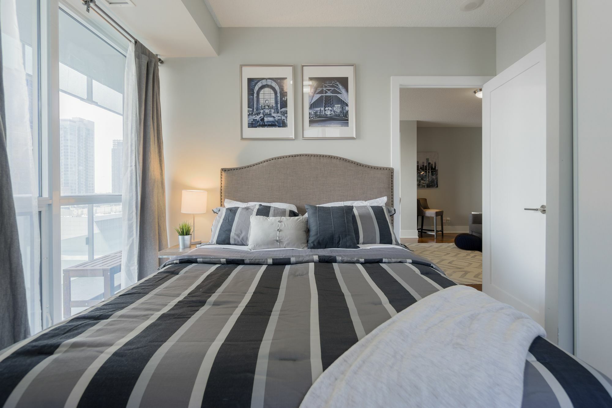 Diamond Suite Toronto Bagian luar foto
